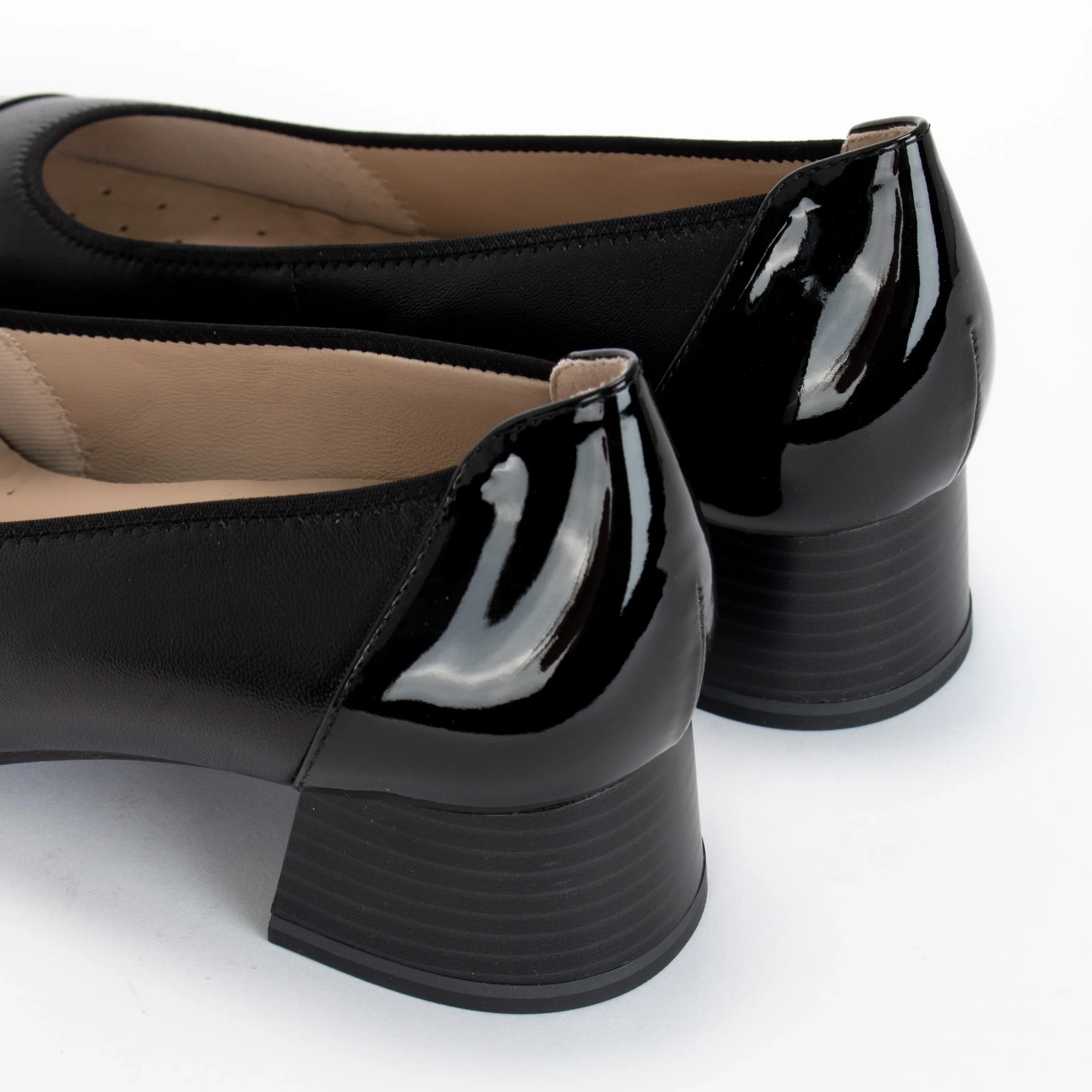 22306-43 – Image 6