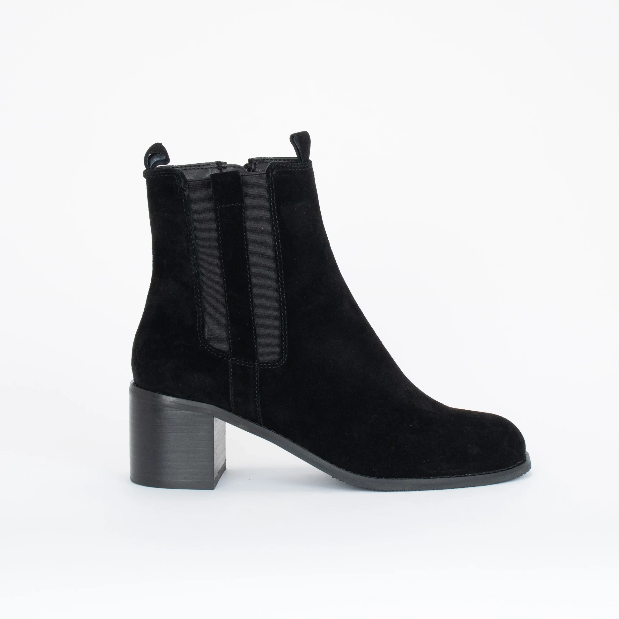 MALLORYS – Image 2