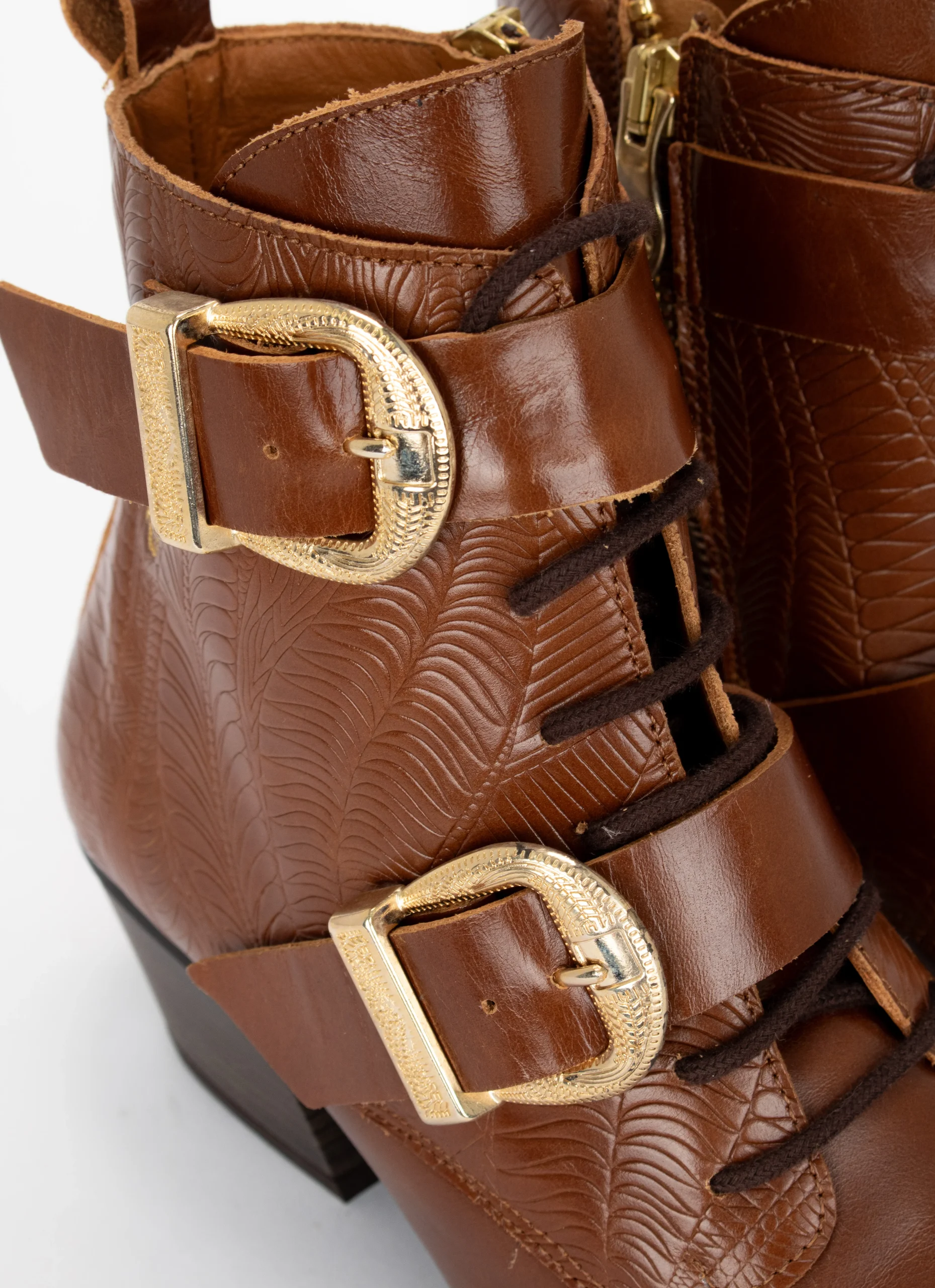 COURTNEY – Image 7