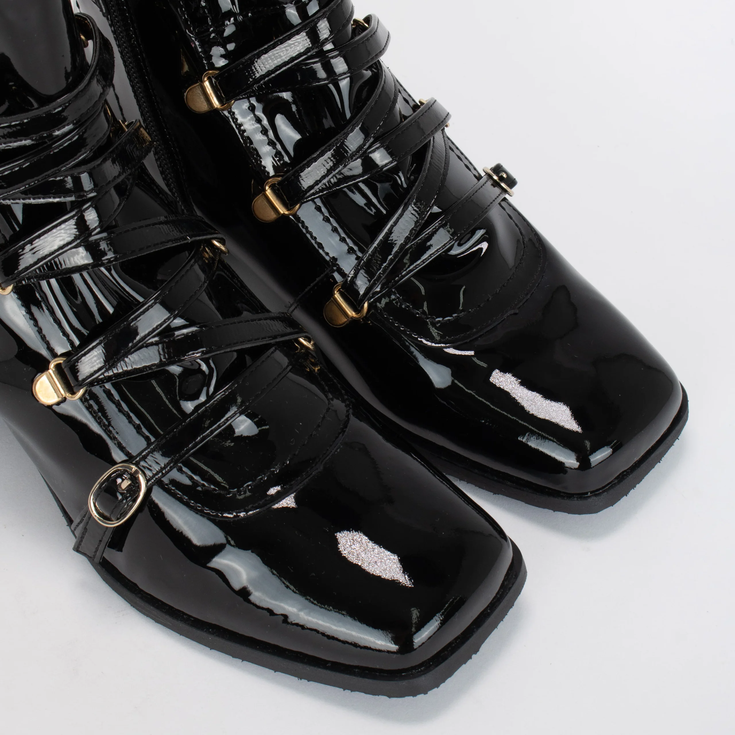 DANIELLA – Image 4