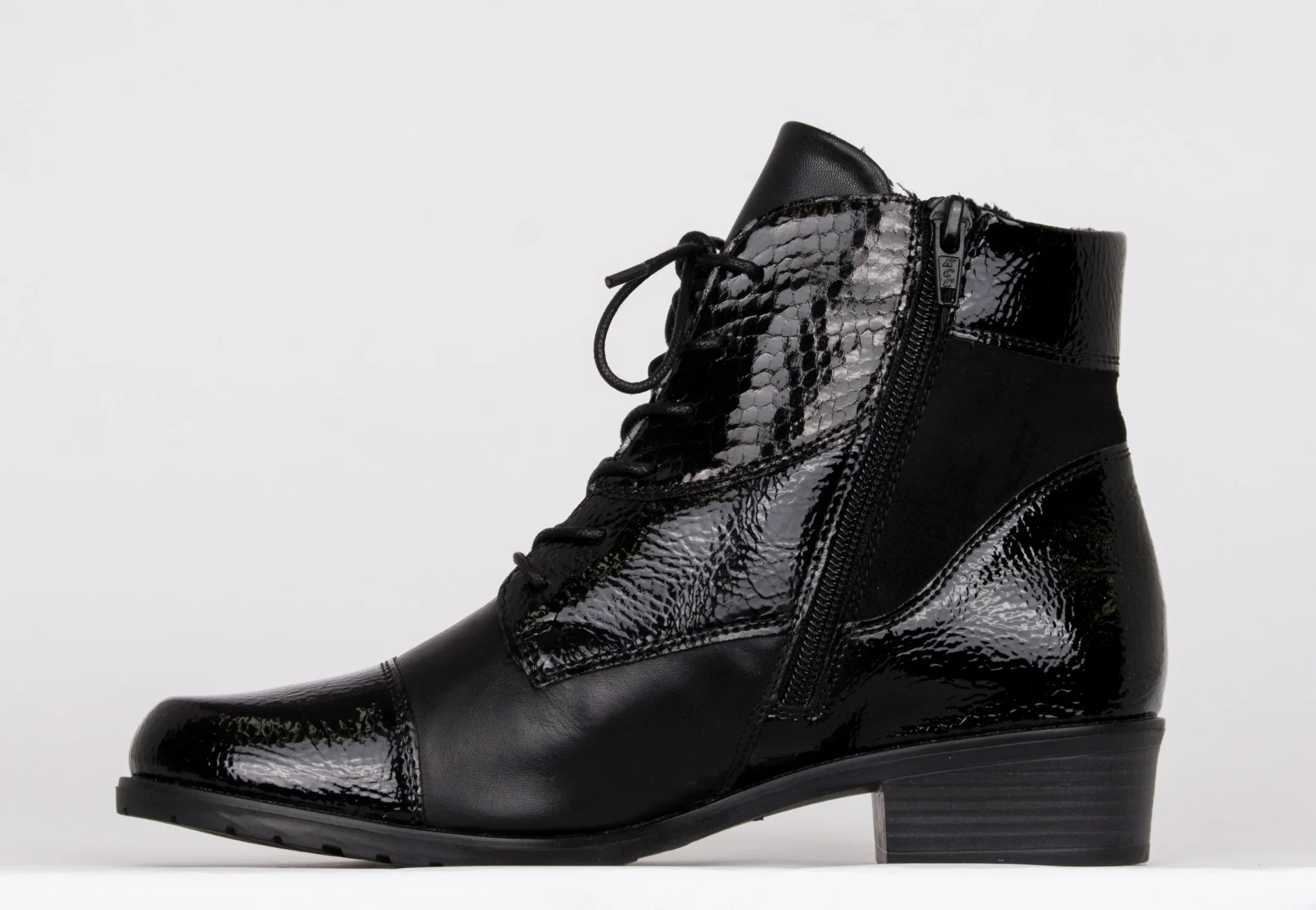 D6882-01 – Image 3