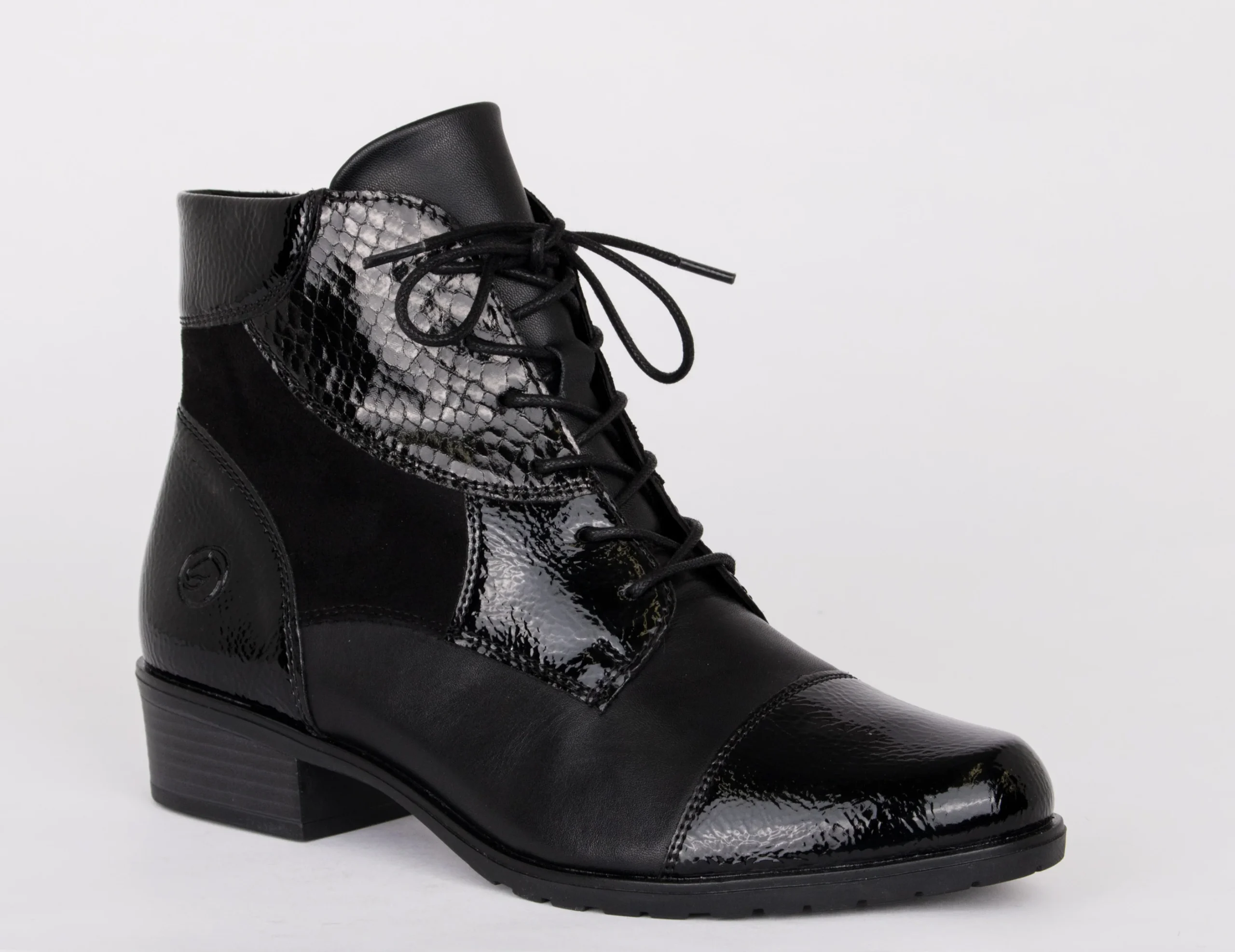 D6882-01 – Image 4