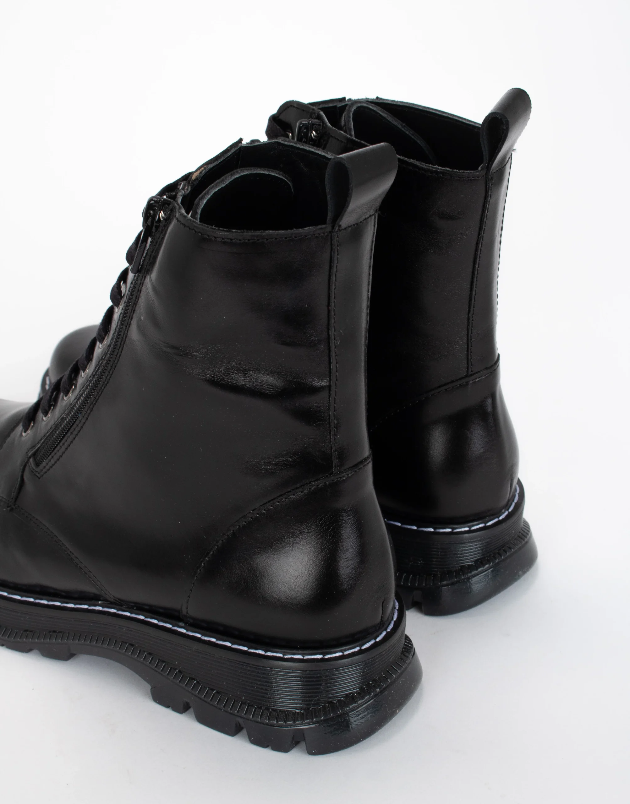 ADRIANNA – Image 6