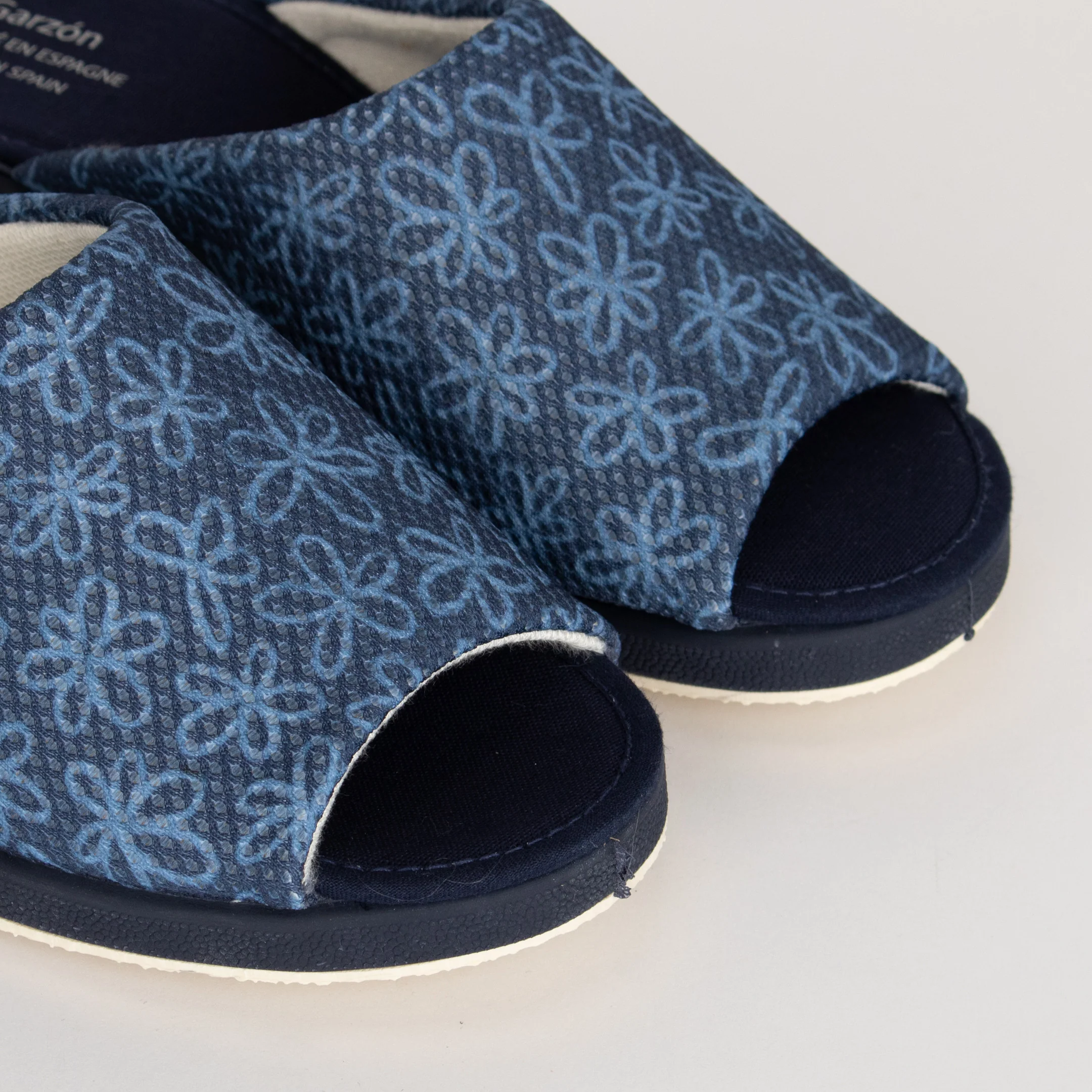 G1-1875163 – Image 6