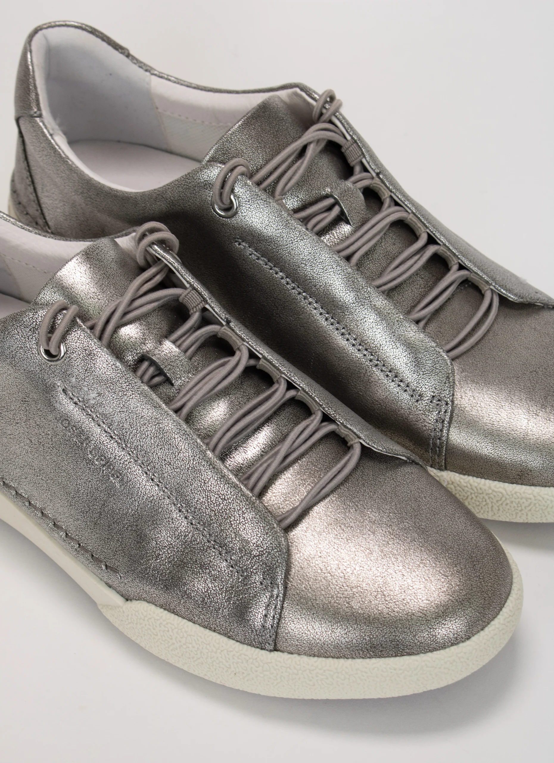 CLAIRE 24 – Image 4