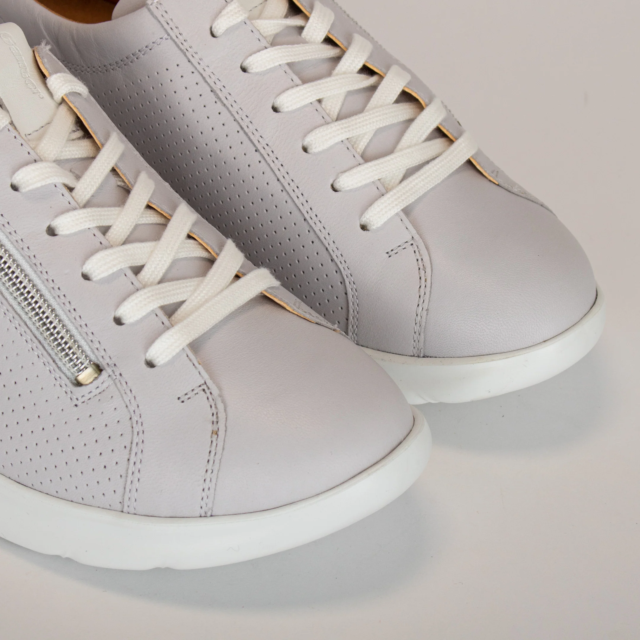 5-207927 – Image 6