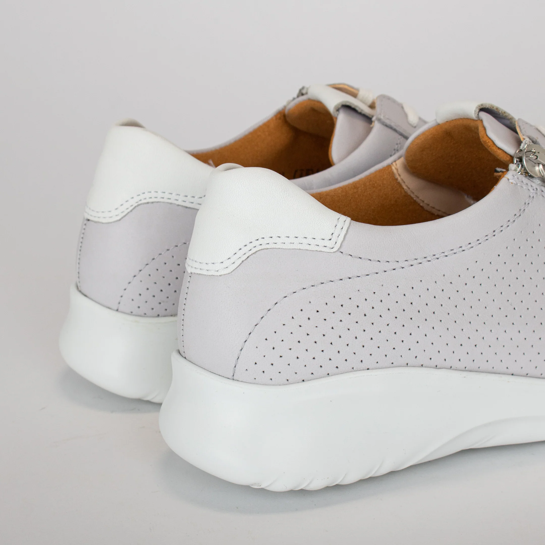 5-207927 – Image 8