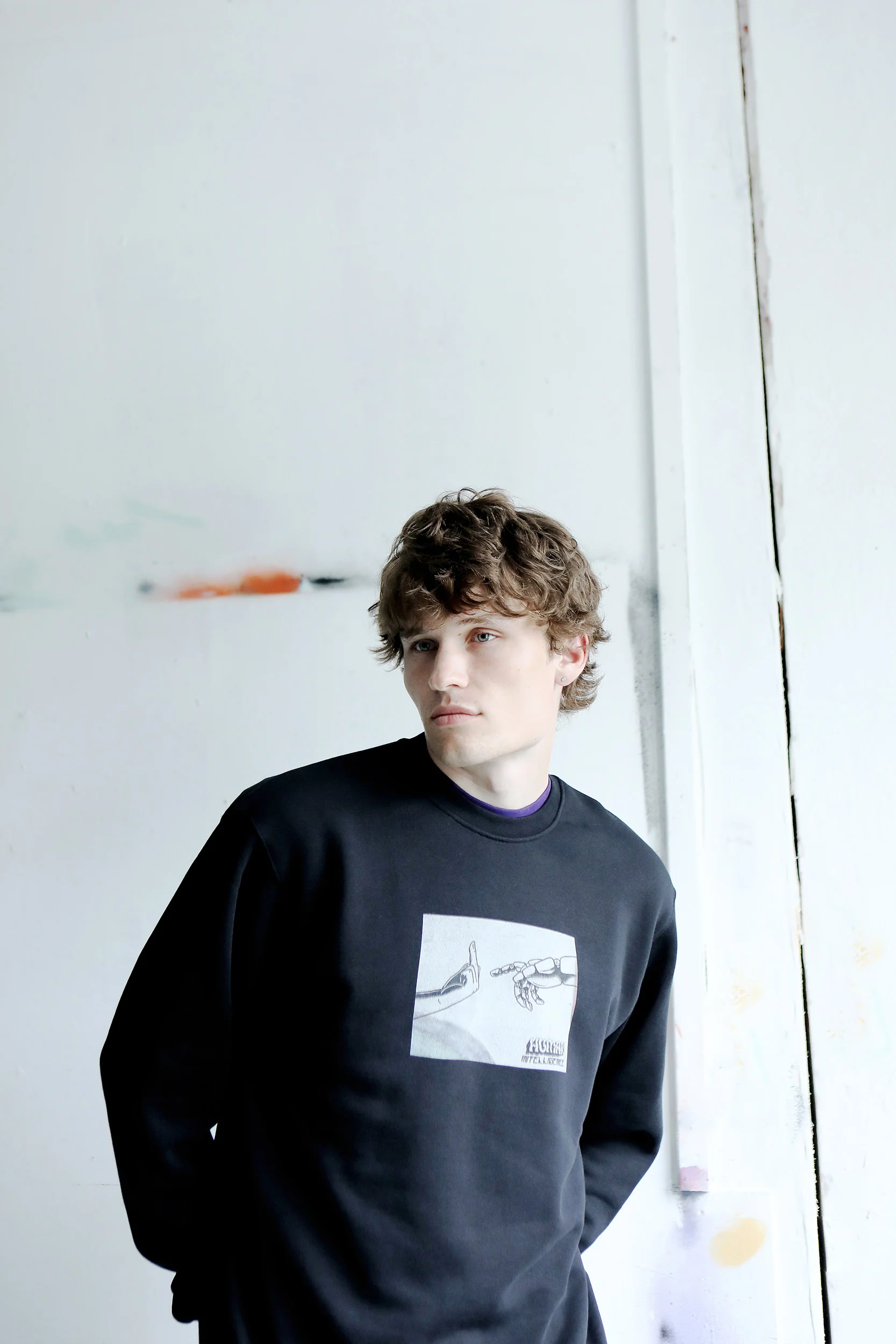 H.I. Crewneck Noir – Image 3